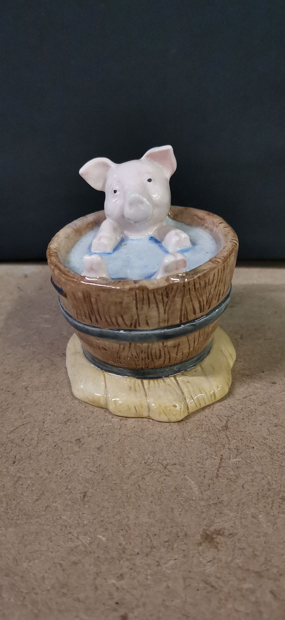 Lot 177: Beswick Beatrix Potter Figurine, Yock-yock in the Tub