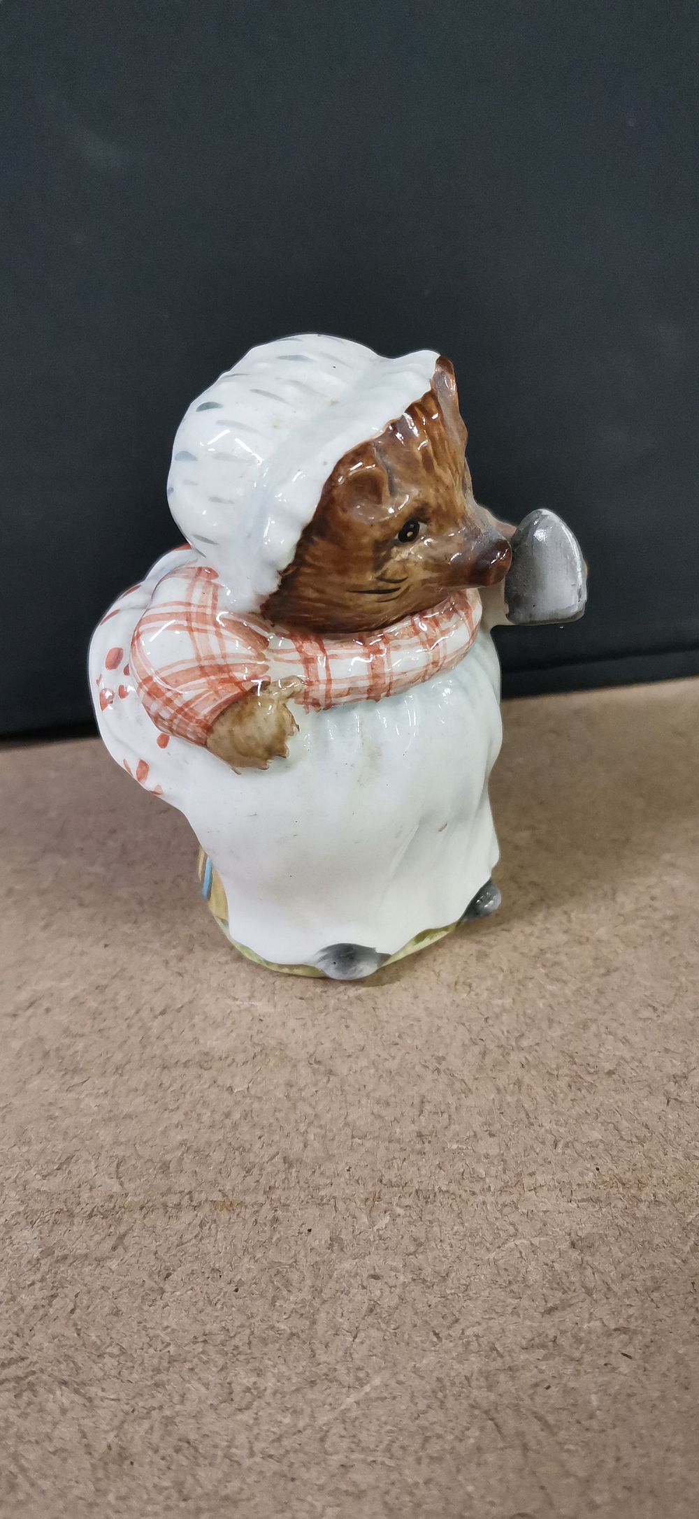 Lot 193: Beswick Beatrix Potter Figurine Mrs. Tiggy-Winkle