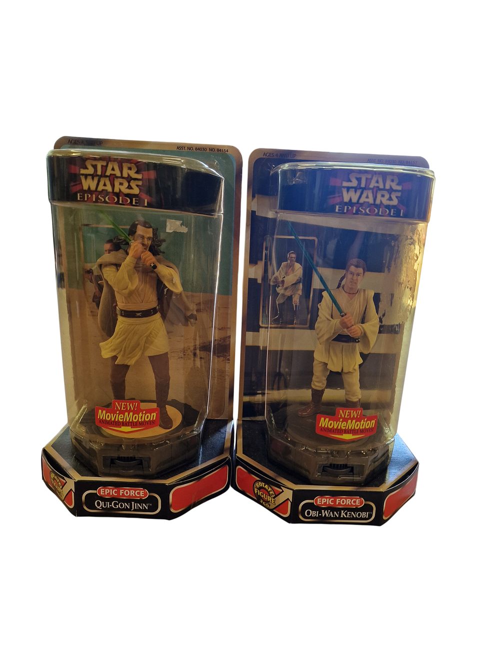 Lot 469: A Pair of Hasbro Star Wars Episode I Epic Force MovieMotion Action Figures