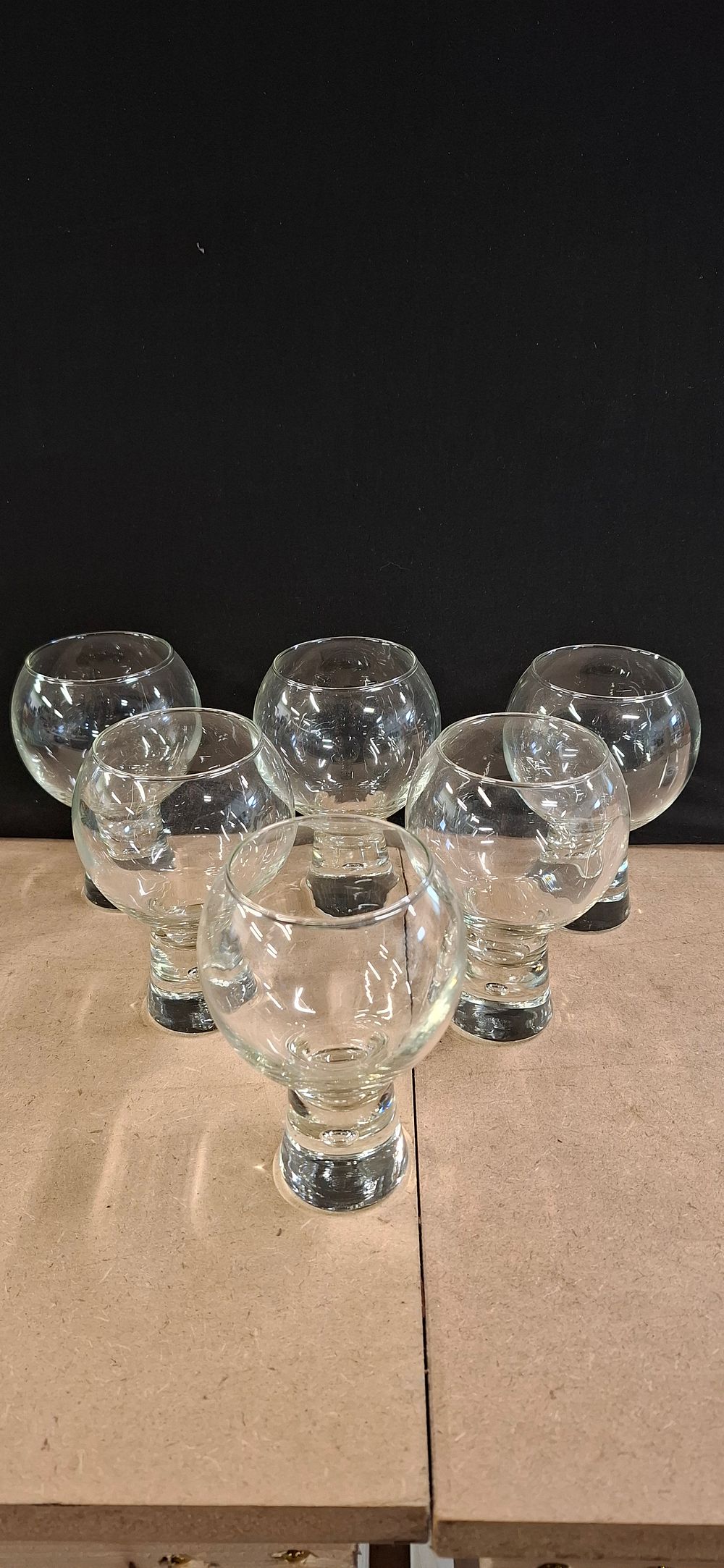 Lot 594: A Set of Six Contemporary Glass Brandy Balloons