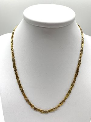 An 18ct yellow gold solid linked necklace, 18 inches long, 20grams approx weight, in nice condition