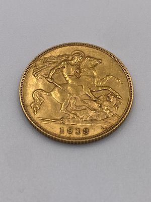 A 22ct yellow gold half sovereign, 1913, 4 grams approx weight