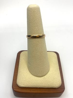 A 9ct yellow gold wedding band, 2.5mm wide, size L, 1.2 grams in weight approx