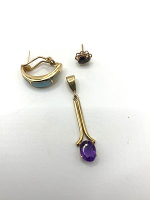 A mixed lot of hallmarked gold items, 14ct yewllow gold odd earrings approx weight 3 grams, 9ct 