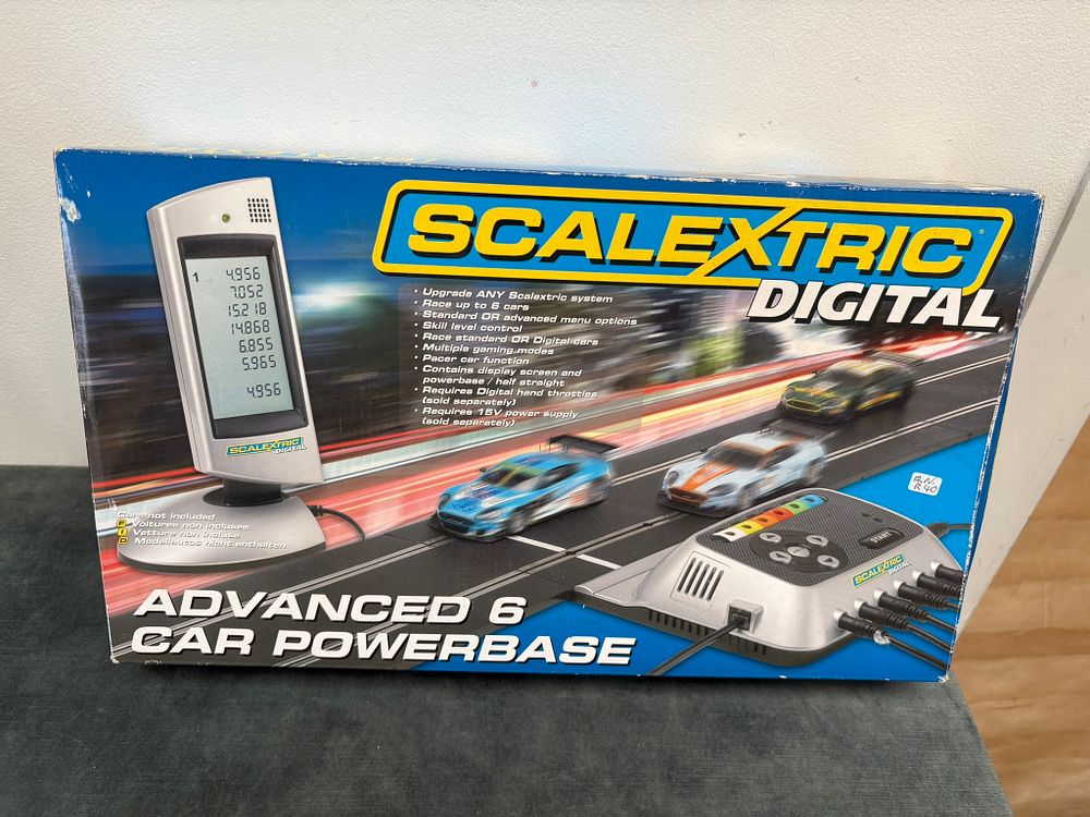 Lot 278: Scalextric Digital Advanced 6 Car Powerbase