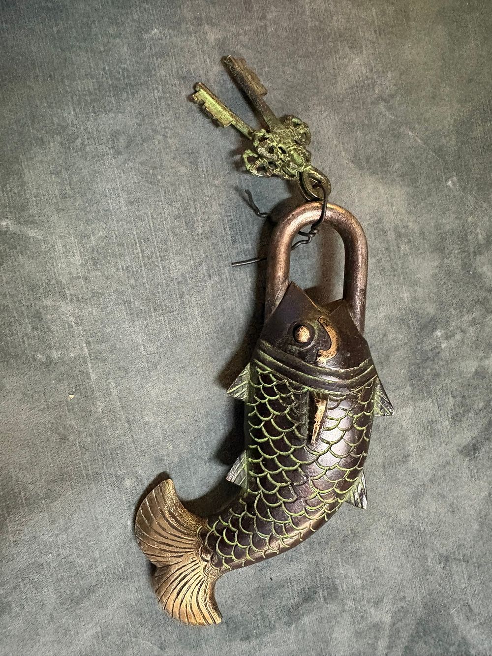 Lot 306: Brass fish padlock