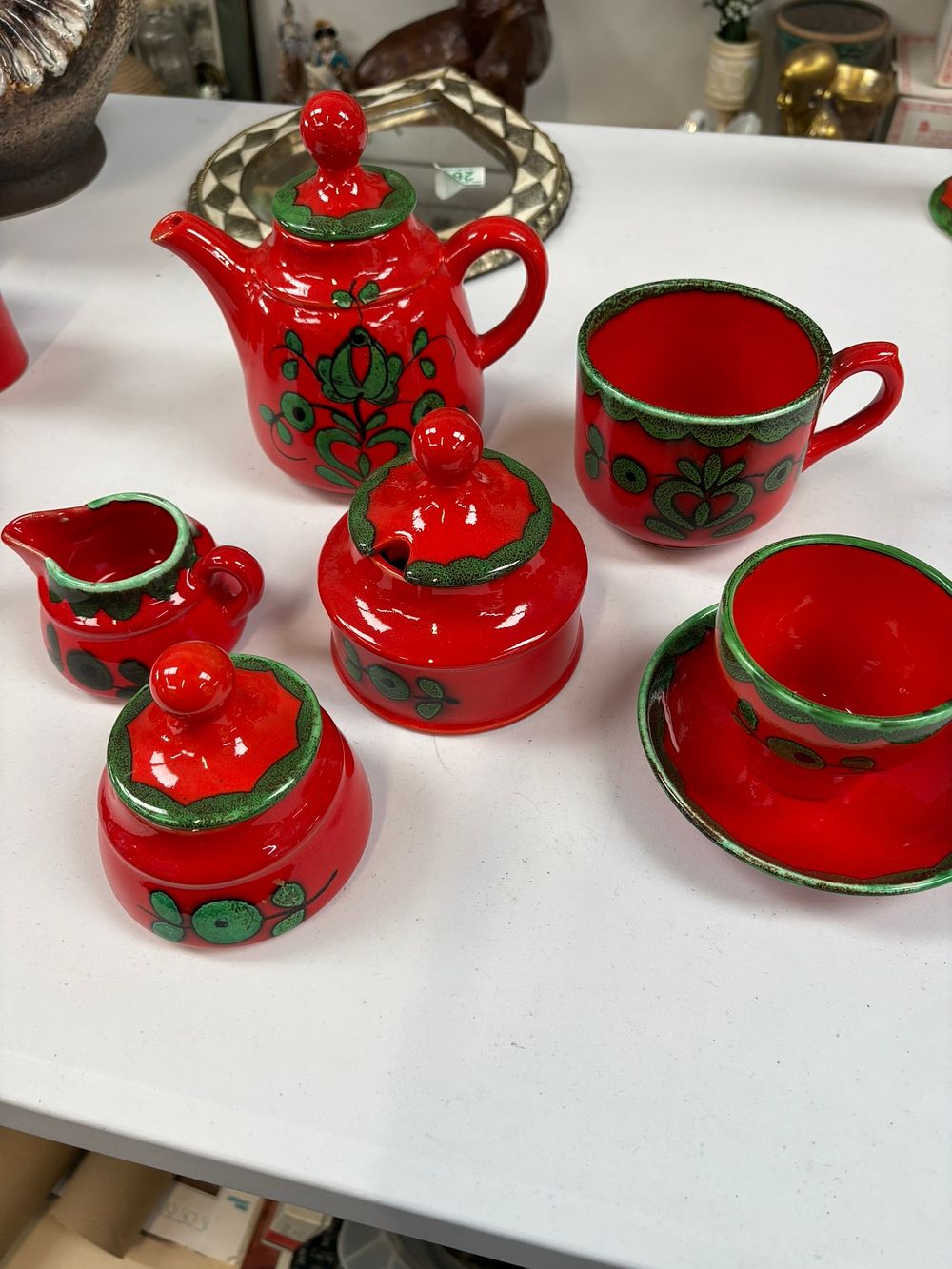 Lot 320: Vintage Villeroy & Boch Gallo Piroschka