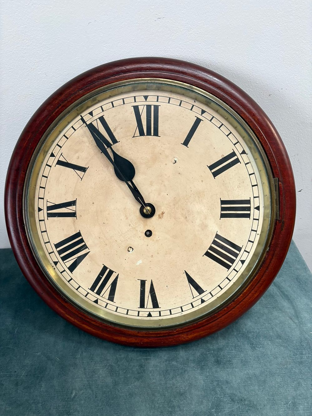 Lot 325: Fusee clock for repair/ parts (no back box)