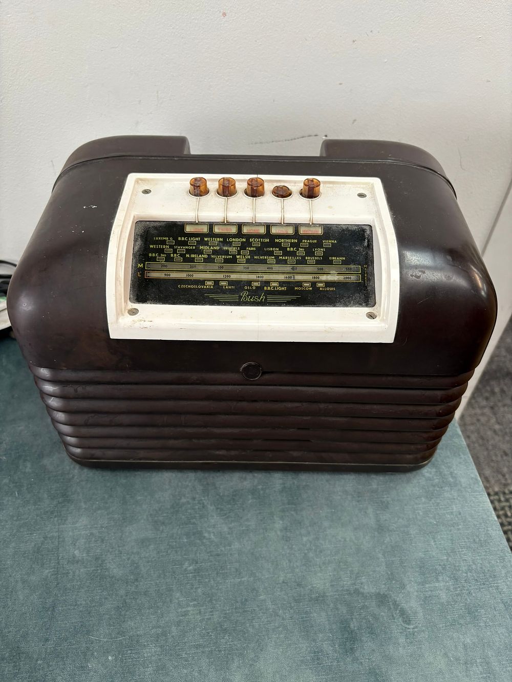 Lot 367: Bush Bakelite radio