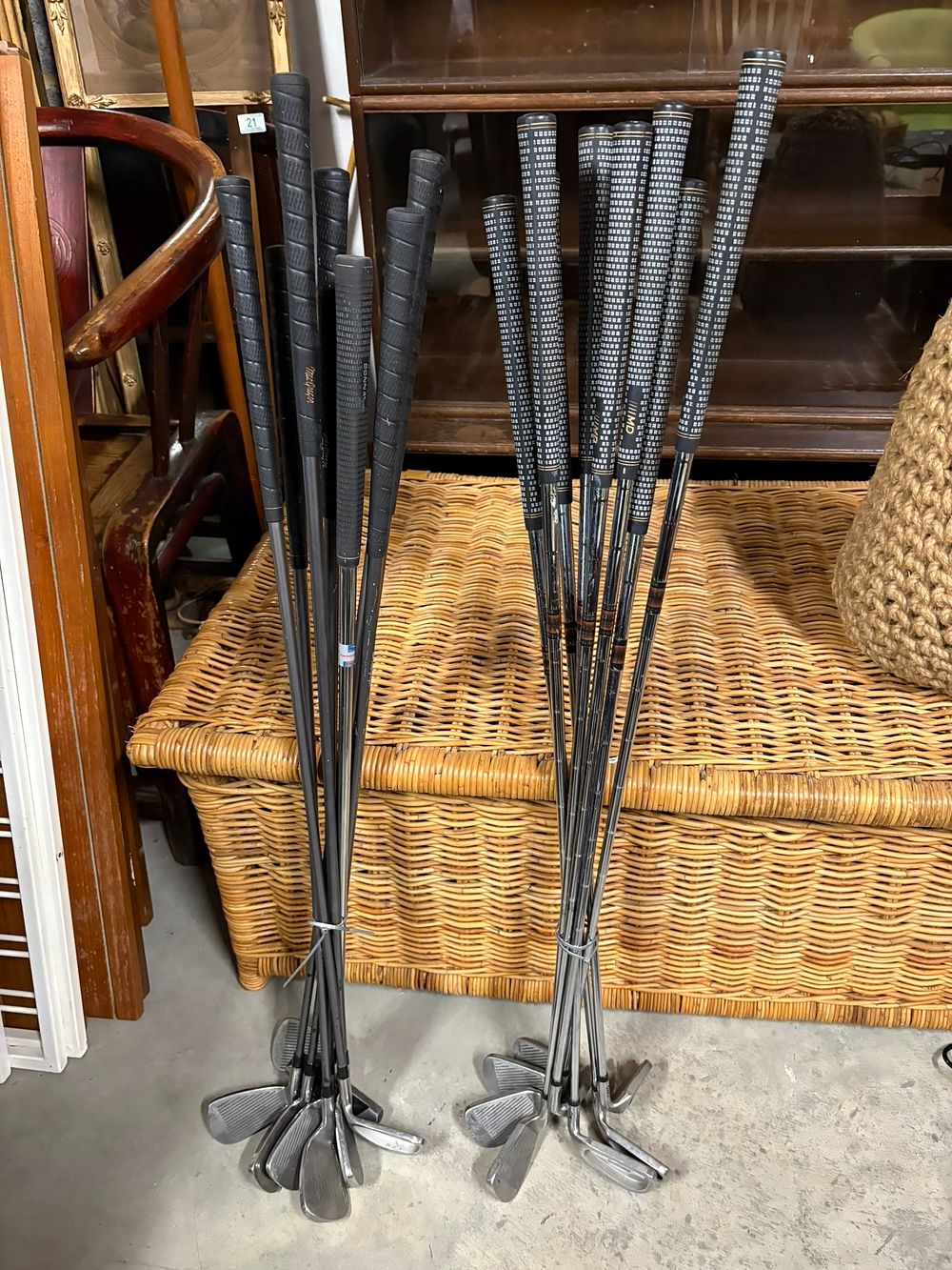 Lot 383: Golf clubs - MD irons and Macgregor irons
