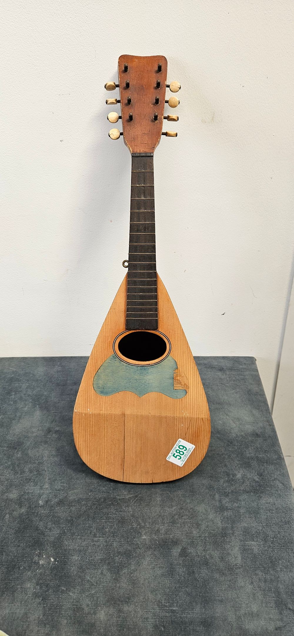 Lot 400: Columbus mandolin for restoration