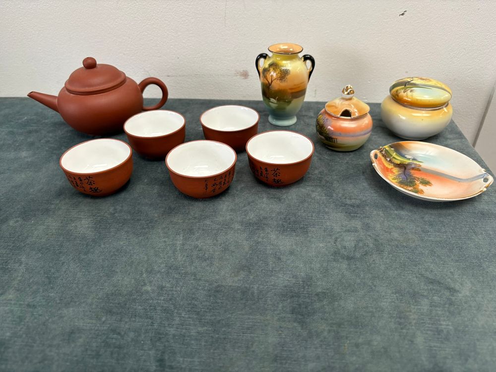 Lot 416: Oriental teapot and 5 cups and Noritake Japanese...