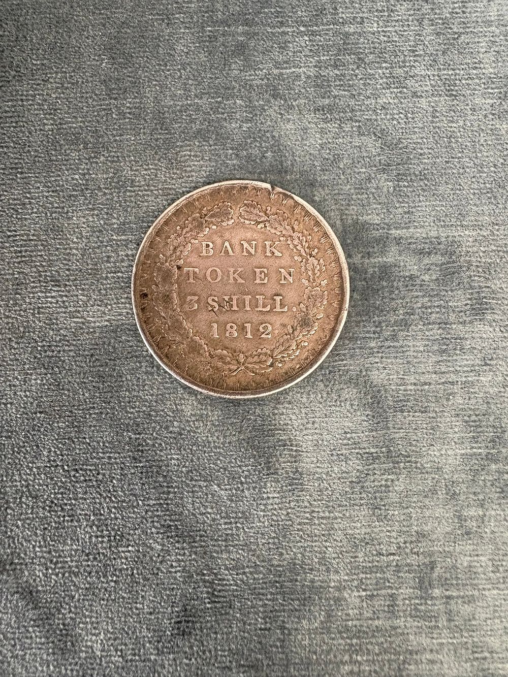 Lot 526: Bank Token 3 Shilling 1812