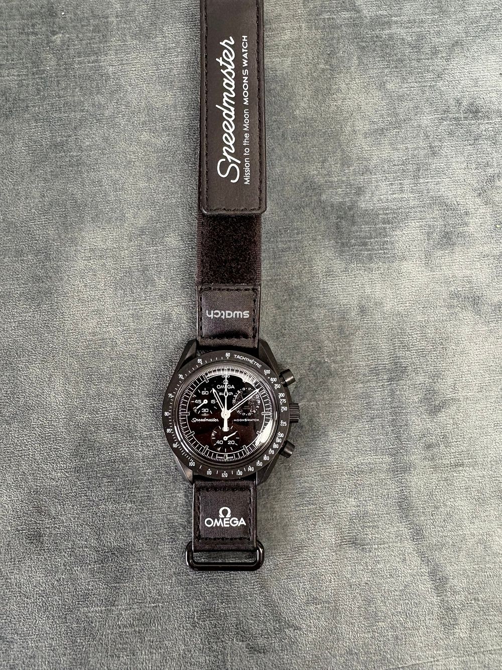 Lot 552: Omega Speedmaster x swatch MoonSwatch - Mission to...