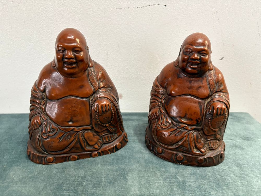 Lot 158: 2 x Brown resin seated buddhas