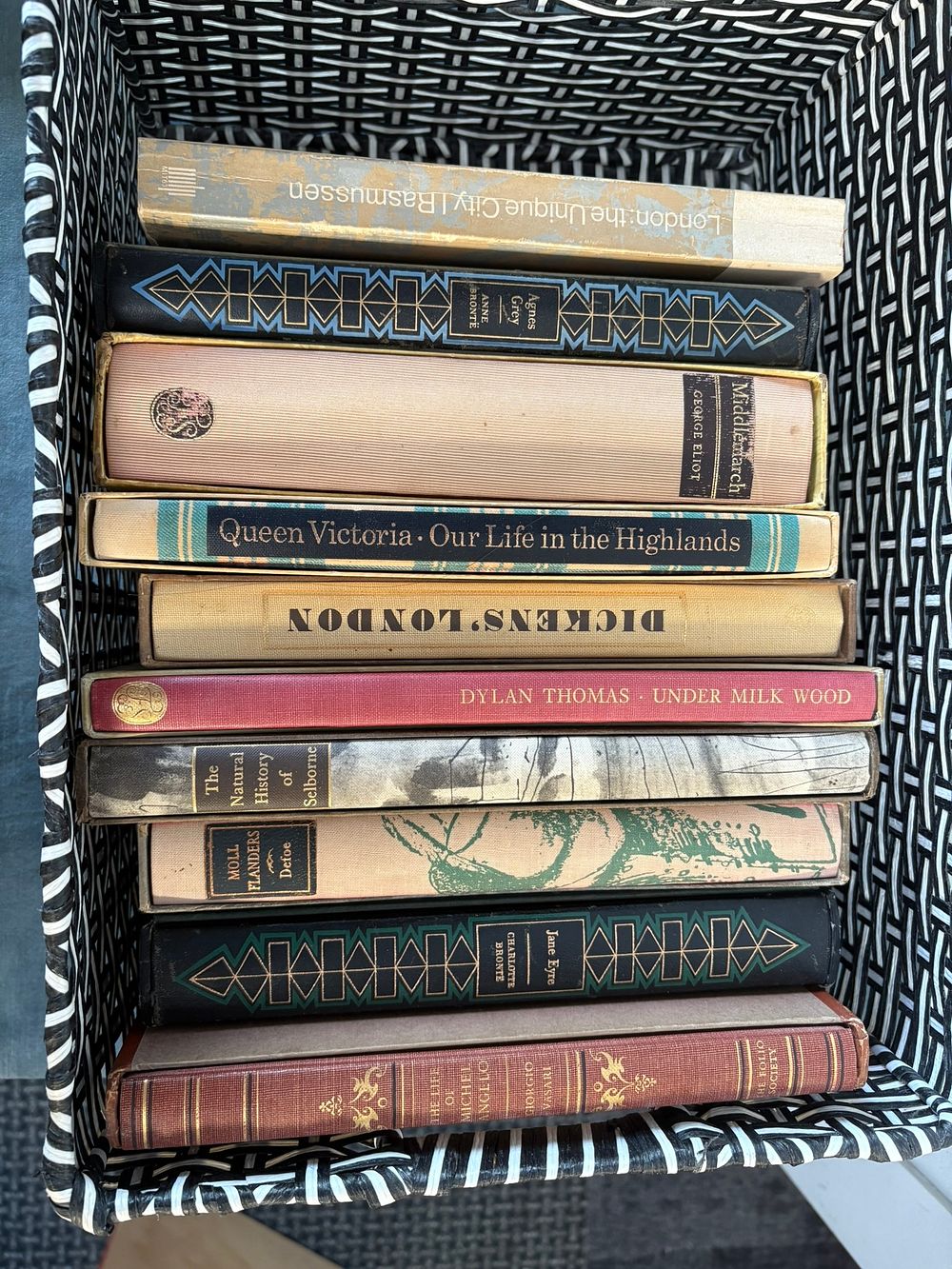 Lot 187: Various vintage books including Dickens, Anne Bronte, George...