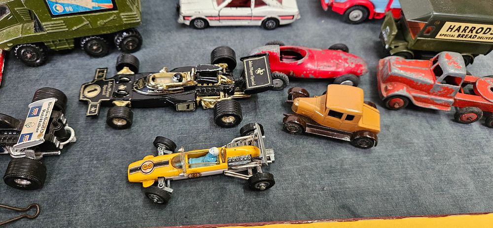 Lot 232: Collection of model cars including Corgi, Dinky ect.