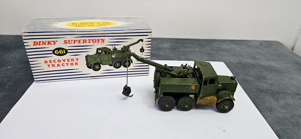 Lot 265: Dinky Supertoys 661 Recovery Tractor die-cast model.