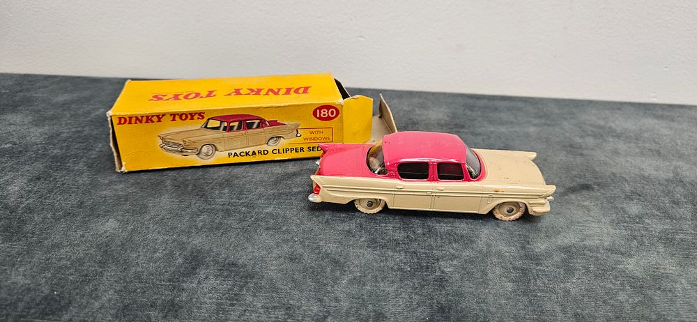 Lot 272: Dinky Toys No. 180 Packard Clipper Sedan diecast...