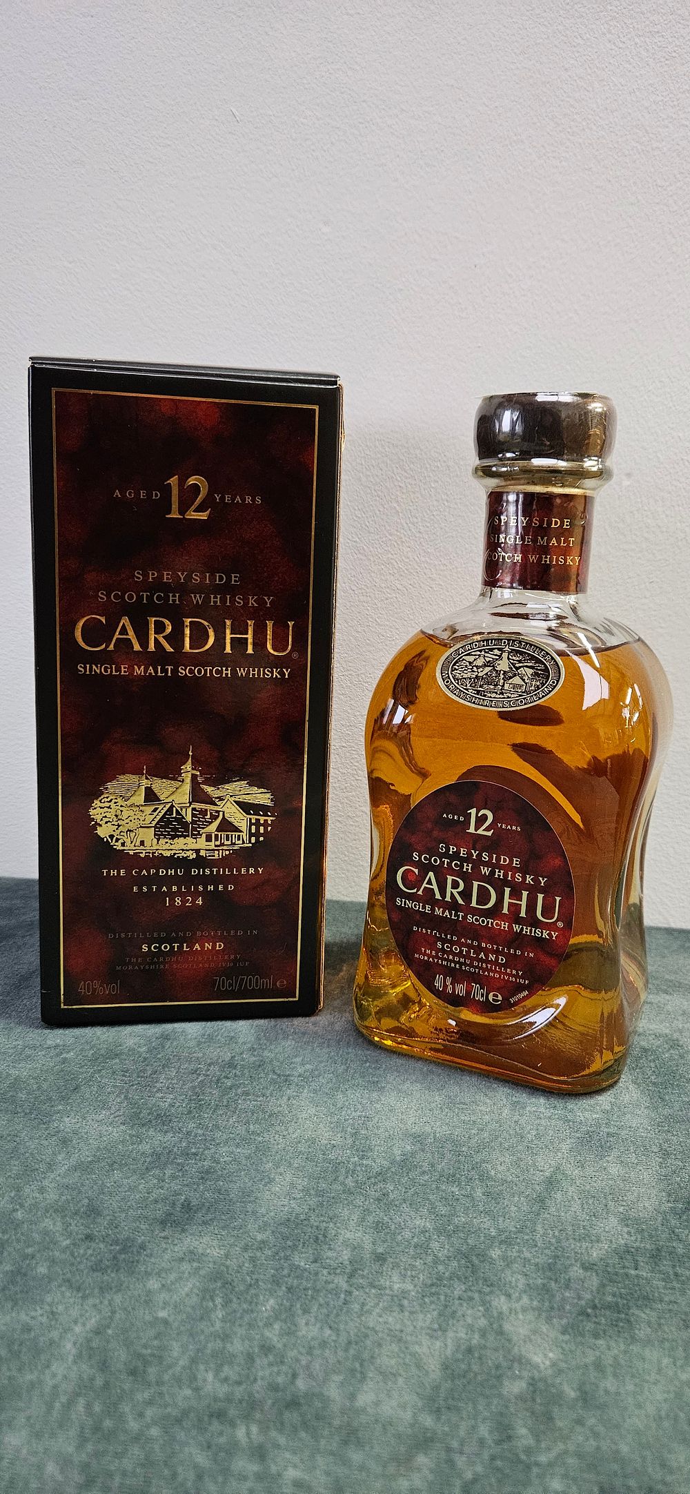 Lot 381: Cardhu 12 Year Old Single Malt Scotch Whisky.