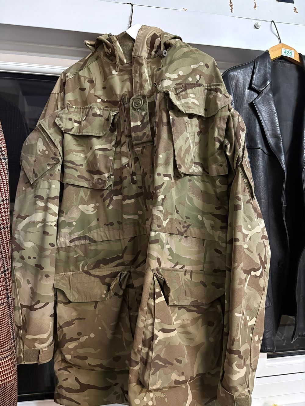 Lot 428: Military Army jacket - Defence Infrastructure Organisation