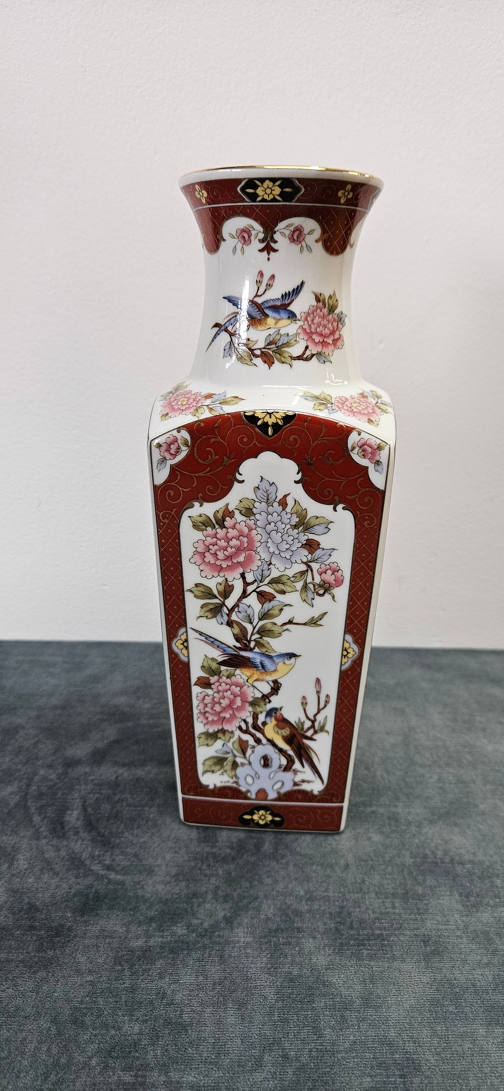 Lot 431: Small Japanese square vase decorated with birds and...