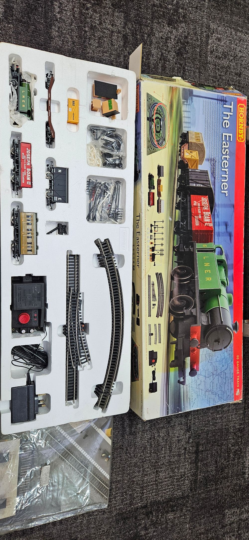 Lot 439: Boxed Hornby 00 gauge electric railway - 'The...