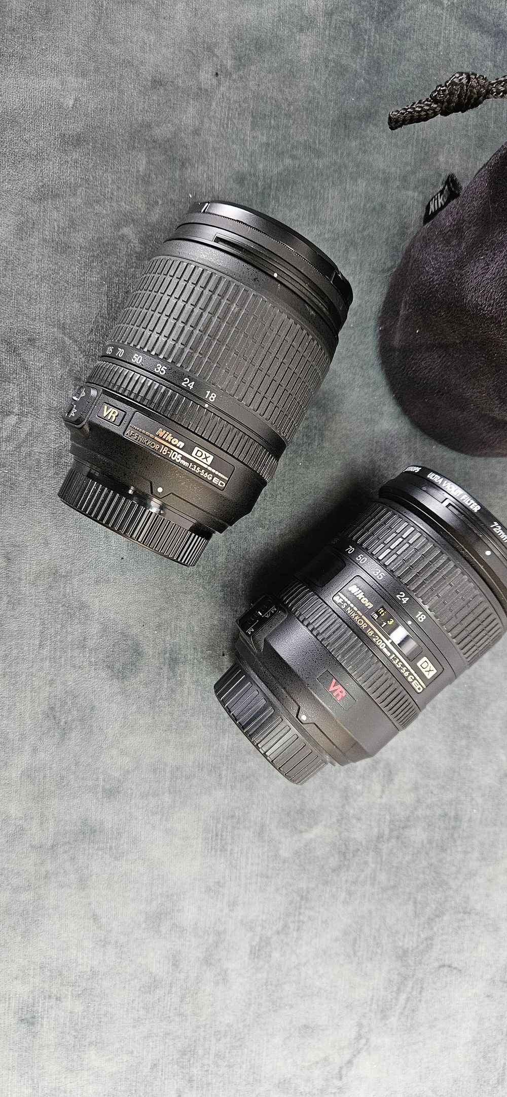 Lot 457: 2 x Nikon camera lenses - Nikon DX...