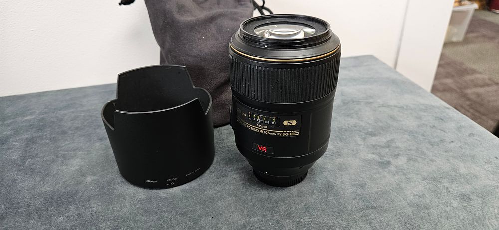 Lot 460: 2 x Camera lenses - Tamron SP 10-24mm...