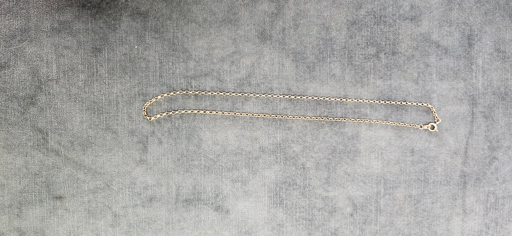 Lot 531: 9ct Yellow gold necklace 4.9g