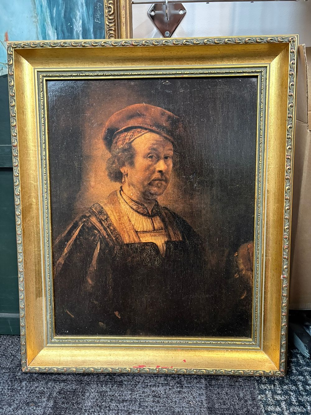 Lot 721: Rembrandt self portrait print in gold frame