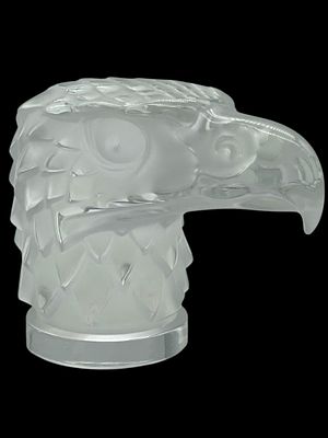 LALIQUE FRANCE SIGNED FROSTED CRYSTAL EAGLE 4". Elegant and highly collectible Lalique France 