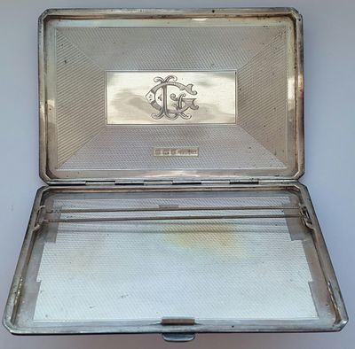 Портсигар. Серебро .925 Англия 190г