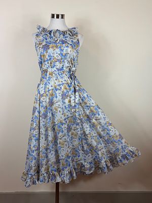 Vintage 1970s Lanz Printed Sundress Dress. approx B 34", W up to 30", good vintage condition 