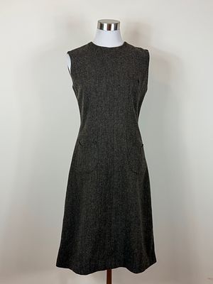 Vintage 1960s Chevron Wool Sheath Dress. approx. B 36", W 31" good vintage condtion, zipper 