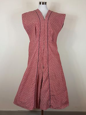 Vintage 1940/1950s Flocked Star Romper. approx. B 44", W 36" good vintage conditon, zipper 
