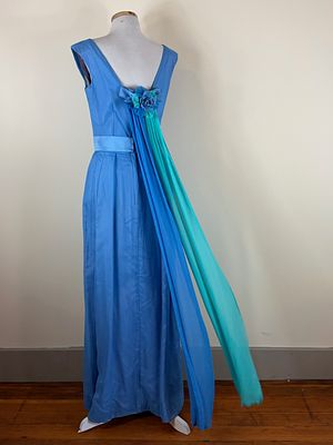 Vintage Early 1960s Bianchi Evening Gown. approx. B 34", W 26" lovely gown, good condition, see 
