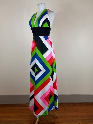 Vintage 1970s Halter Dress. approx B 32" W 27" good condition, see photos