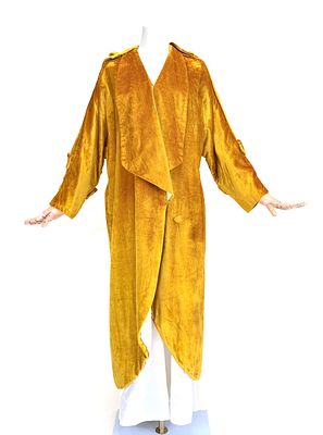 ANTIQUE GOLDEN SILK VELVET COCOON COAT, 1910s. L 50", labeled "Marshall & Snelgrove", lining 