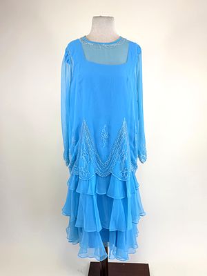 VINTAGE 1980s BEADED CHIFFON PARTY DRESS. B/W 36", good condition