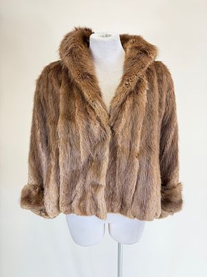 VINTAGE 1940s/50s MINK DOLMAN CAPE. L 21"-27", good condition