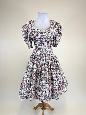 VINTAGE 1980s PRINTED COTTON SUMMER DRESS. B 36", W 32", good condition