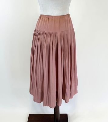 VINTAGE 1920s M WOOL PERMA PLEATED SILK SKIRT. W 29", L 30", broad discoloration to waist yoke & 