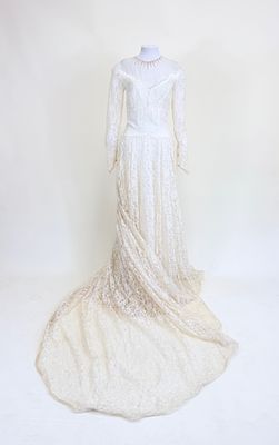 LACE WEDDING GOWN, c. 1940. B 32", W 25", hole at left shoulder, see photos