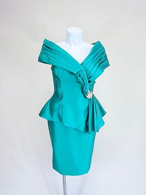 EMERALD GREEN SATIN PARTY DRESS, 1980s. B 36", W 29", good condition, see photos