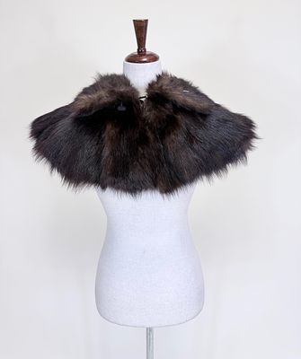ANTIQUE FUR CAPELET, 1913. Damage to lining, see photos. Provenance: From the M. Estella Sprague 