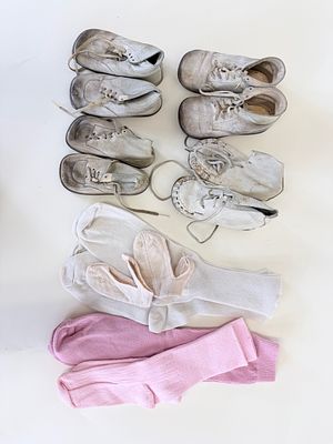 LOT OF FOUR CHILDREN'S SHOES, EARLY 20TH C. Together w/ more modern socks, as is condition, see 
