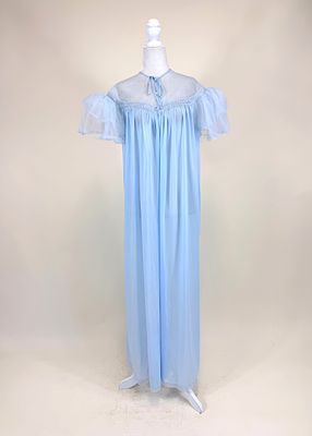 BABY BLUE PEIGNOIR, 1960s. one size, good condition, see photos