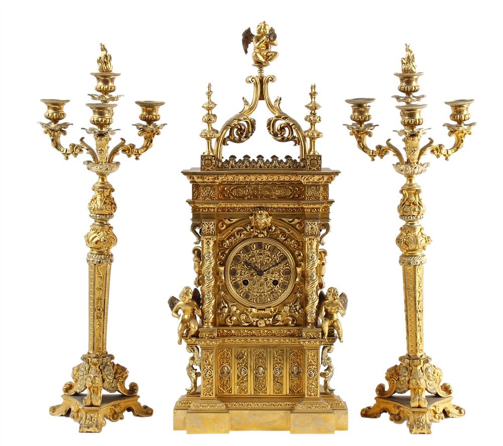 Derksen Veilingbedrijf | Furniture and clocks