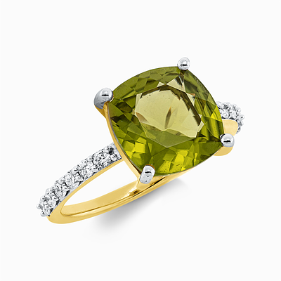 Ring 3,90 ct. Peridot, Diamonds 750 Yellow gold 18 kt. Product Description:
Material: Yellow